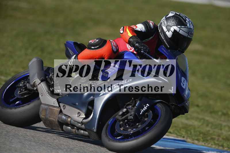 /Archiv-2024/02 29.01.-02.02.2024 Moto Center Thun Jerez/Gruppe gruen-green/97